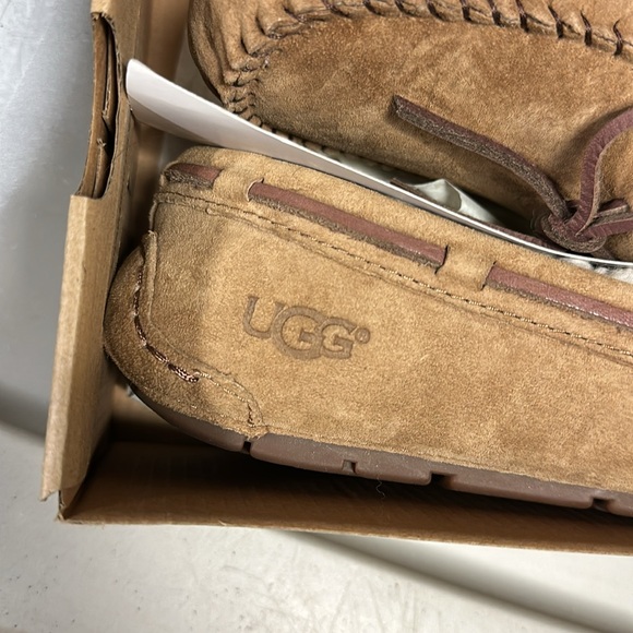 UGG Slip ons - Picture 8 of 9